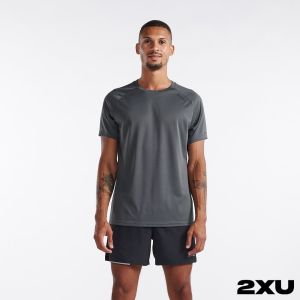 2XU 男 Aero運動短袖上衣 炭灰/反光黑