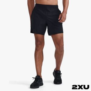 2XU 男 Motion 6吋運動短褲 黑